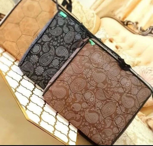 زیر انداز ضد آب کیف دار