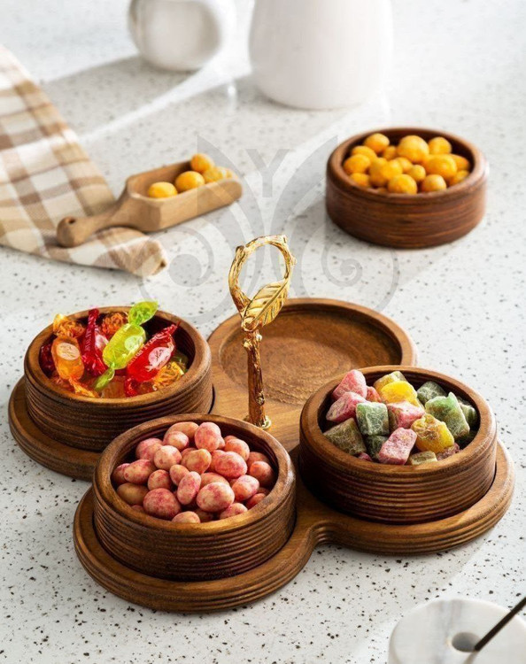 اردوخوری ۴ خونه چوبی