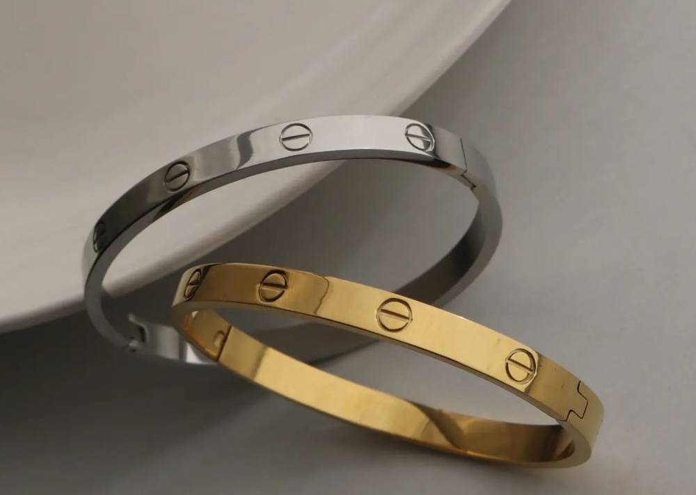 دستبند کارتیر